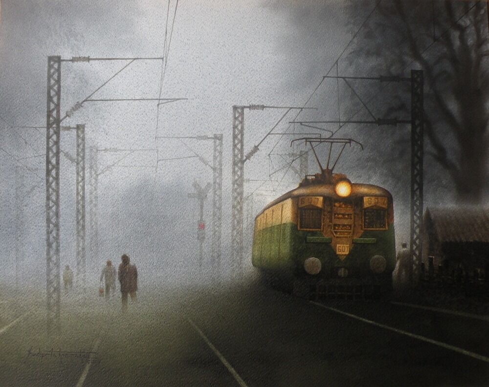train in foggy morning 3
